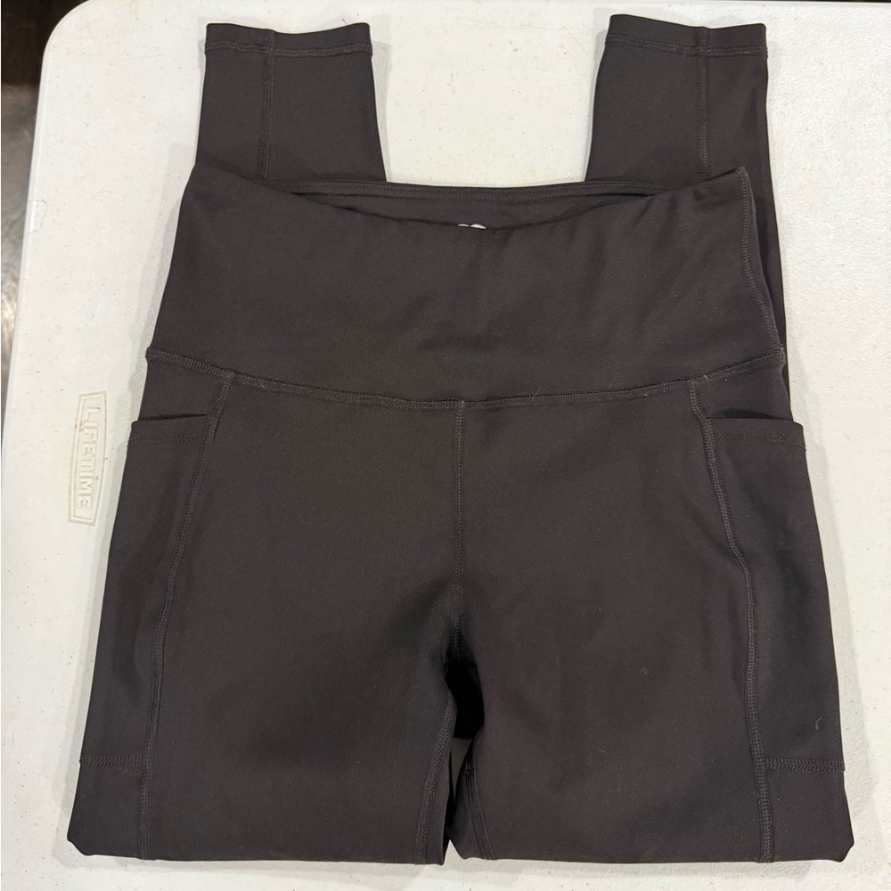 Black High-Waisted Leggings with Pockets